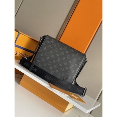 Mens Louis Vuitton Satchel Bags